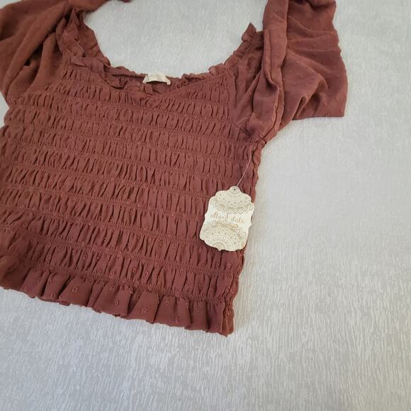 Altar'd State women's long sleeve swiss dot smocked bodice top mauve Milkmaid - Picture 7 of 11